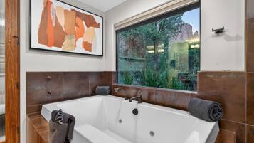 House | 4 bedrooms, Internet