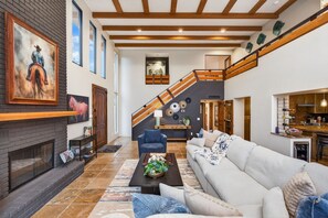 House | 4 bedrooms, Internet - NEW Luxe Chapel Garden Retreat Chapel Views (Sedona)