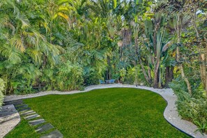 Apartment | 3 bedrooms - Spacious Stylish 2BR Retreat Near Victoria Park (Fort Lauderdale)