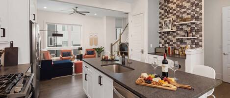 House | 3 bedrooms, Internet