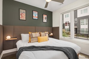 House - King Suites 3BR Retreat 2-car Garage East Nashville (Nashville)