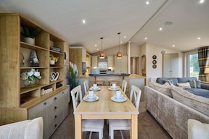 2 bedrooms - Host Stay Heathery Lodge (York)