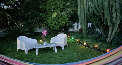 Rural apartment with garden, barbecue and private swimming pool.