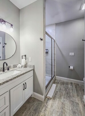 Unclassified image, 4 of 7, button - furnished 1 bedroom condo steps away Kickapoo Lucky Eagle Casino, Eagle Pass Tx (Eagle Pass)