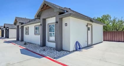 furnished 1 bedroom condo steps away Kickapoo Lucky Eagle Casino, Eagle Pass Tx