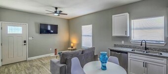 furnished 1 bedroom condo steps away Kickapoo Lucky Eagle Casino, Eagle Pass Tx