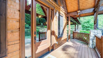 Rumah (5 Bedrooms) | Interior