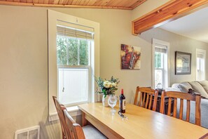 Rumah (2 Bedrooms) | Interior