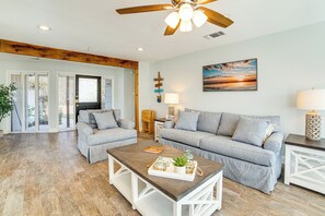 House (4 Bedrooms) | Interior - Lakeside Retreat: Large Spacious Home w/ Game Room (Kemp)