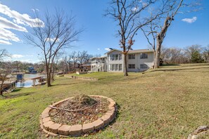 House (4 Bedrooms) | Interior - Lakeside Retreat: Large Spacious Home w/ Game Room (Kemp)