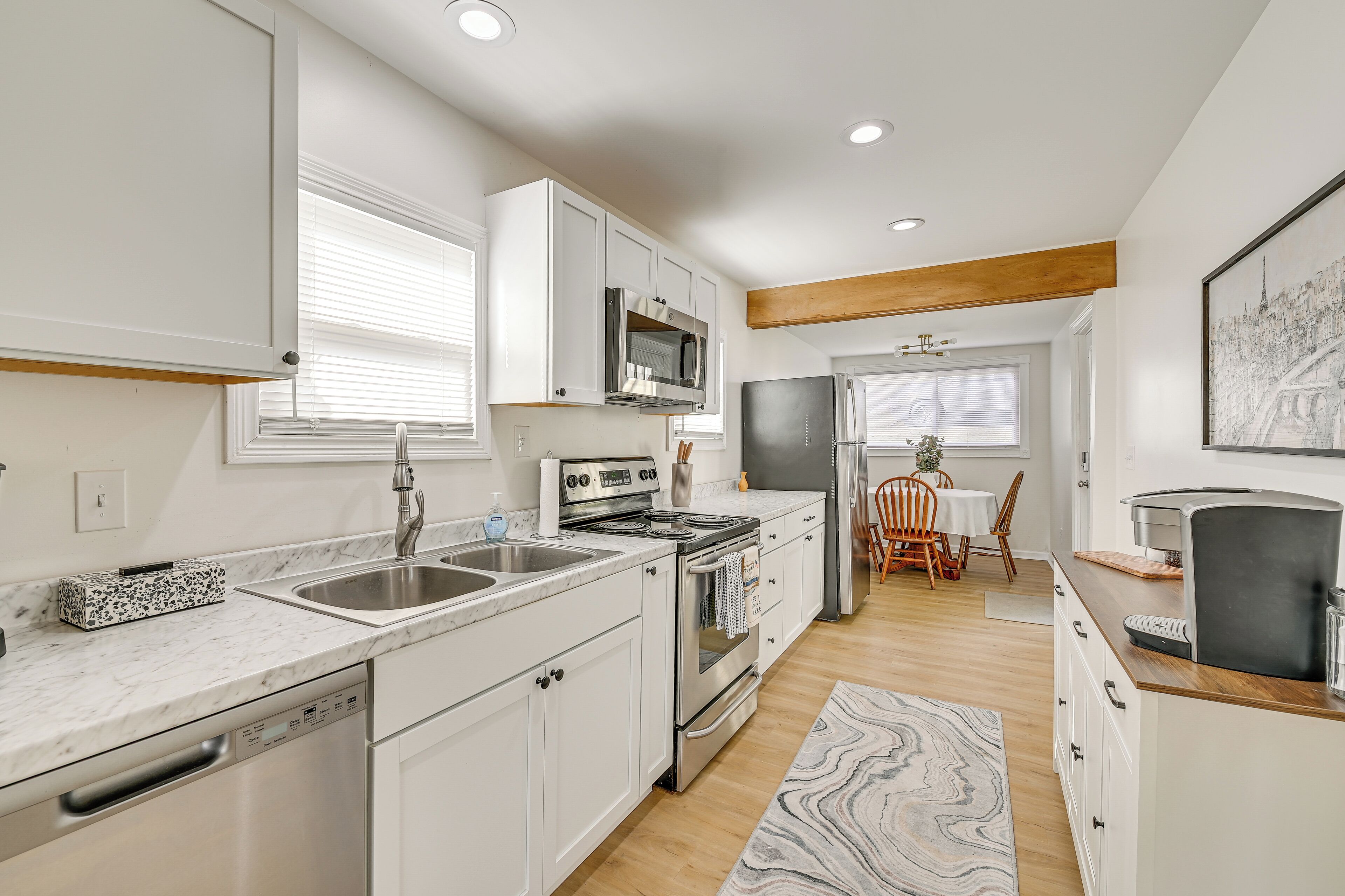 المنشأة من الداخل