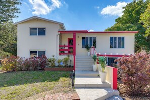 House (2 Bedrooms) | Interior - Oakland Park Gem w/ Year-round Pool, 4 Mi to Beach (Fort Lauderdale)
