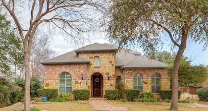 Great for Gatherings! Stylish Allen Home w/ Patio