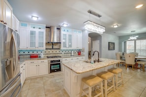 House (4 Bedrooms) | Interior - Great for Gatherings! Stylish Allen Home w/ Patio (Allen)