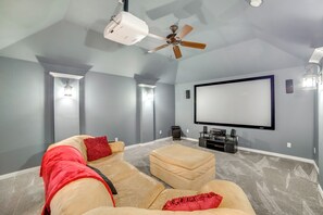Interior - Great for Gatherings! Stylish Allen Home w/ Patio (Allen)
