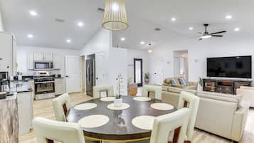 Casa (3 Bedrooms) | Parte interna
