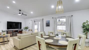 Casa (3 Bedrooms) | Parte interna