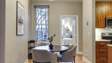 Apartamento (2 Bedrooms) | Parte interna