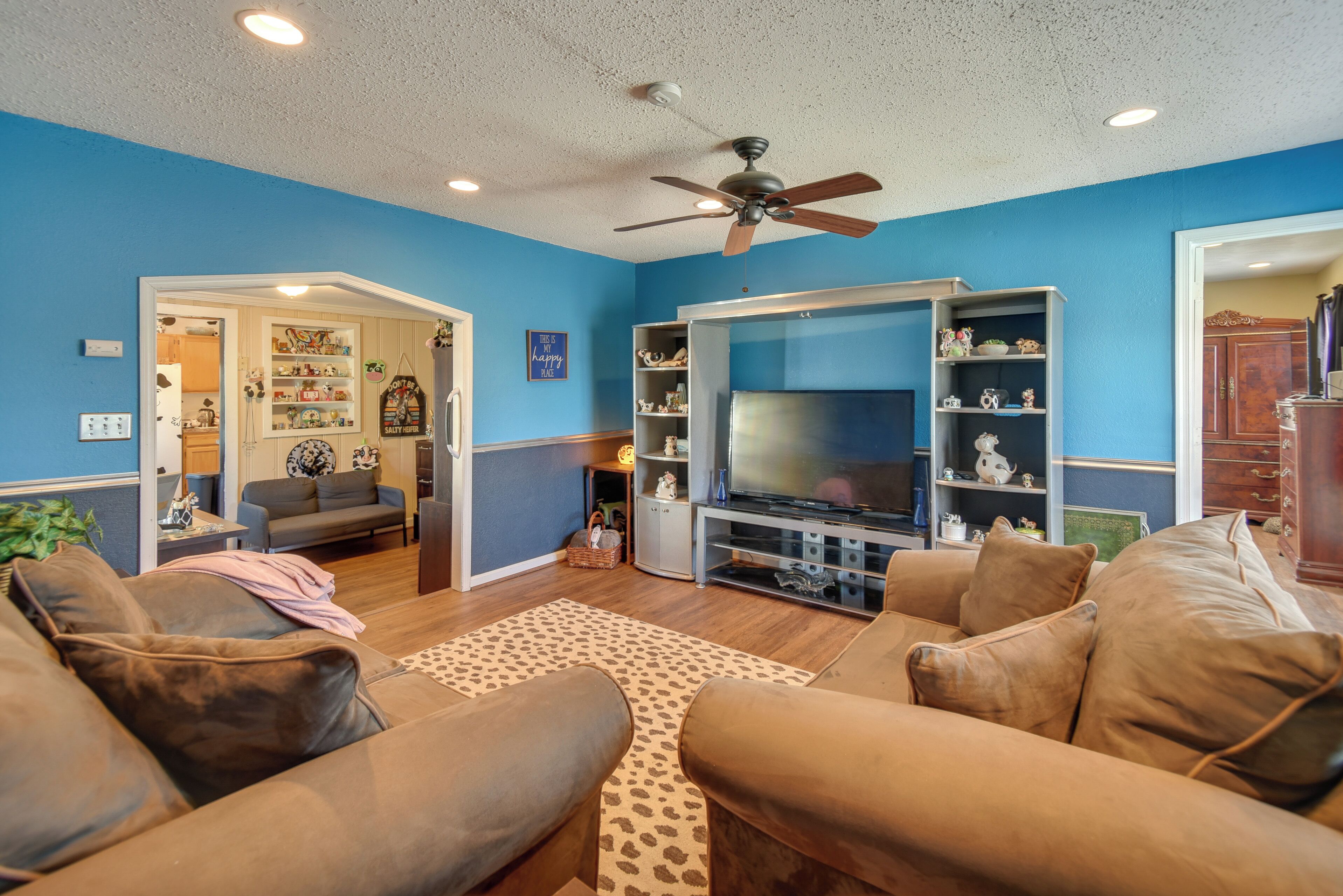 House (3 Bedrooms) | Interior