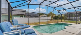 Poolside Oasis & Game Room Fun! Gem in Haines City