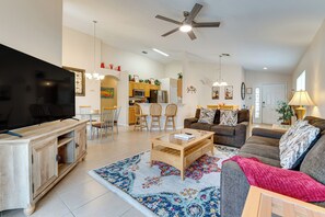 Interior - Poolside Oasis & Game Room Fun! Gem in Haines City (Haines City)