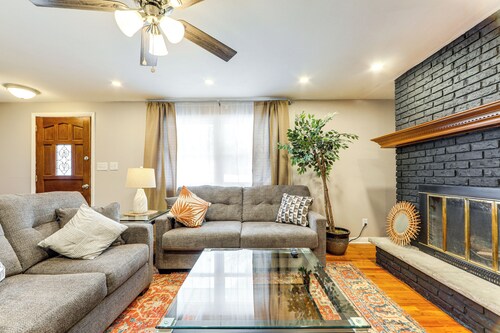 Pet-friendly Home: 5 Mi to Downtown Syracuse!