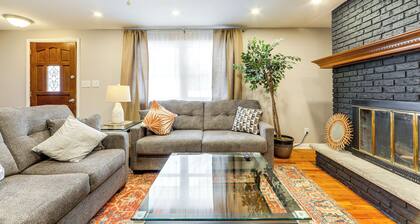 Pet-friendly Home: 5 Mi to Downtown Syracuse!