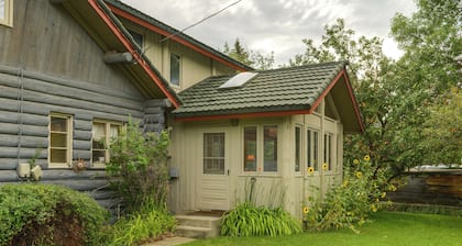 7 Mi to Sinks Canyon: 'creekside Place' in Lander