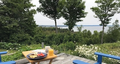 Private Beach! Passamaquoddy Bay Cottage