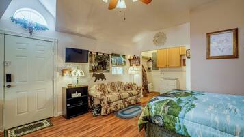 House (0 Bedroom) | Interior