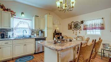 House (0 Bedroom) | Interior