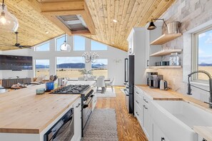 Luokittelematon kuva, 3 kautta 54, painike