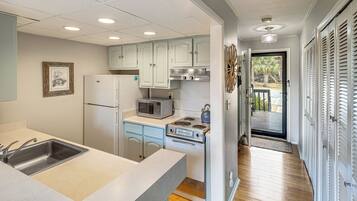 Apartment (1 Bedroom) | Interior