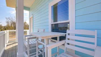 House (2 Bedrooms) | Front of property