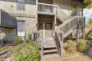 Apartment (1 Bedroom) | Interior - Golf Course Views! Couple's Retreat in Diamondhead (Diamondhead)
