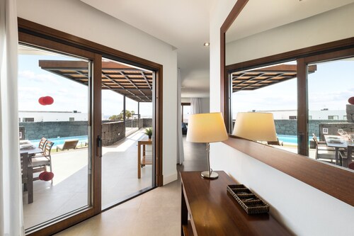 Casa Carlota by Escape Home