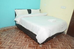 Unclassified image, 4 of 11, button - Hotel Abhinandan (Meerut)