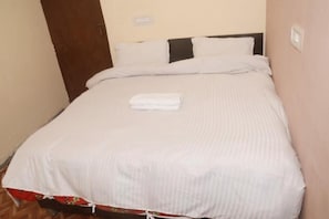 Unclassified image, 5 of 11, button - Hotel Abhinandan (Meerut)
