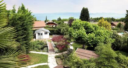Family home, lake view, Zen garden, home cinema