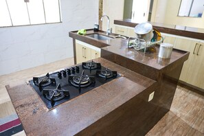 House, Smoking | 3 bedrooms - Casa c Piscina e Churrasqueira no Jardim Esperan a (Cabo Frio)