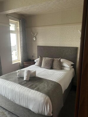 Standard Double Room - Savoy Hotel (Skegness)