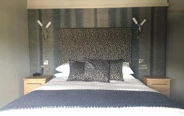 Standard Double Room - Savoy Hotel (Skegness)