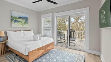 5 bedrooms, iron/ironing board, Internet, bed sheets