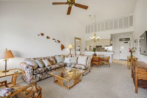 Smart TV, DVD player - Peaceful Golf Course Retreat with Partial Ocean Views-Wailea Grand Champions #78 (Wailea, Maui)