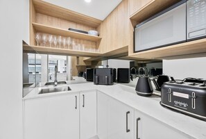 Apartamento, balcón, vistas al mar | Cocina privada