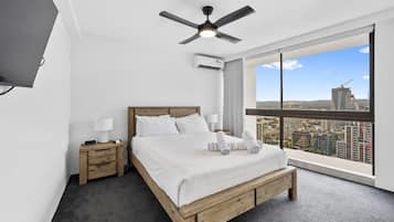 Iron/ironing board, free WiFi