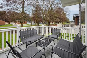 House - Host Stay Graceland Lodge (York)