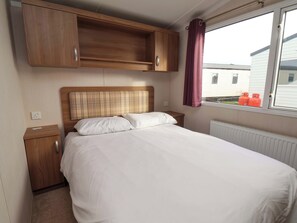 3 Schlafzimmer, individuell dekoriert, individuell eingerichtet