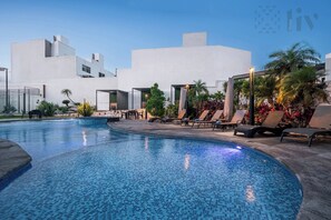 Imagem sem classificação, 3 de 155, botão