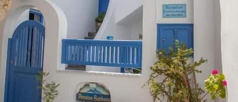 Comfort Apartment, Balcony, Courtyard View | Property grounds